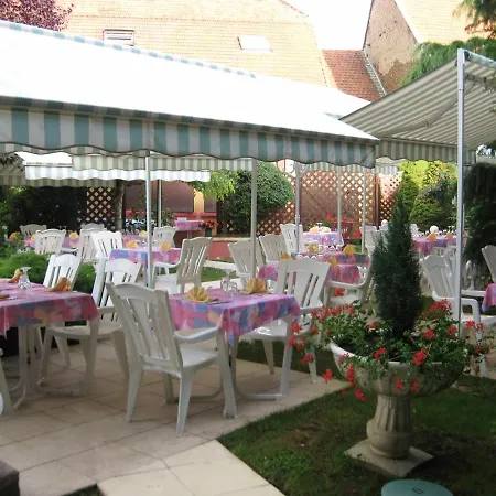 Chez Francoise Hotel