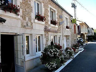 Chez Francoise 2* Bannes (Haute-Marne)